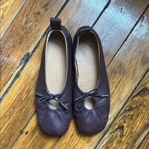 Alohas Leather Ballet Flats with Bow